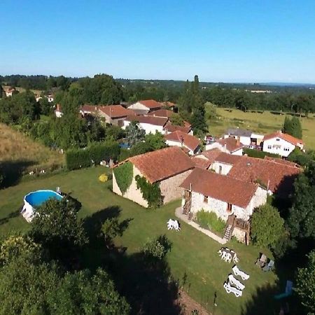 Tranquille Vienne Gites A Chirac Dept Charente מראה חיצוני תמונה