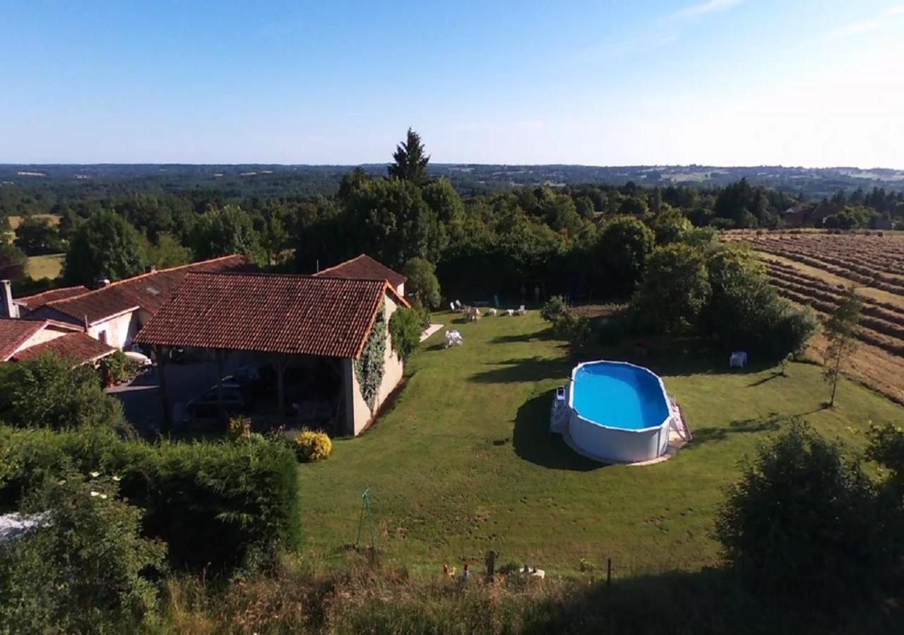 Tranquille Vienne Gites A Chirac Dept Charente מראה חיצוני תמונה
