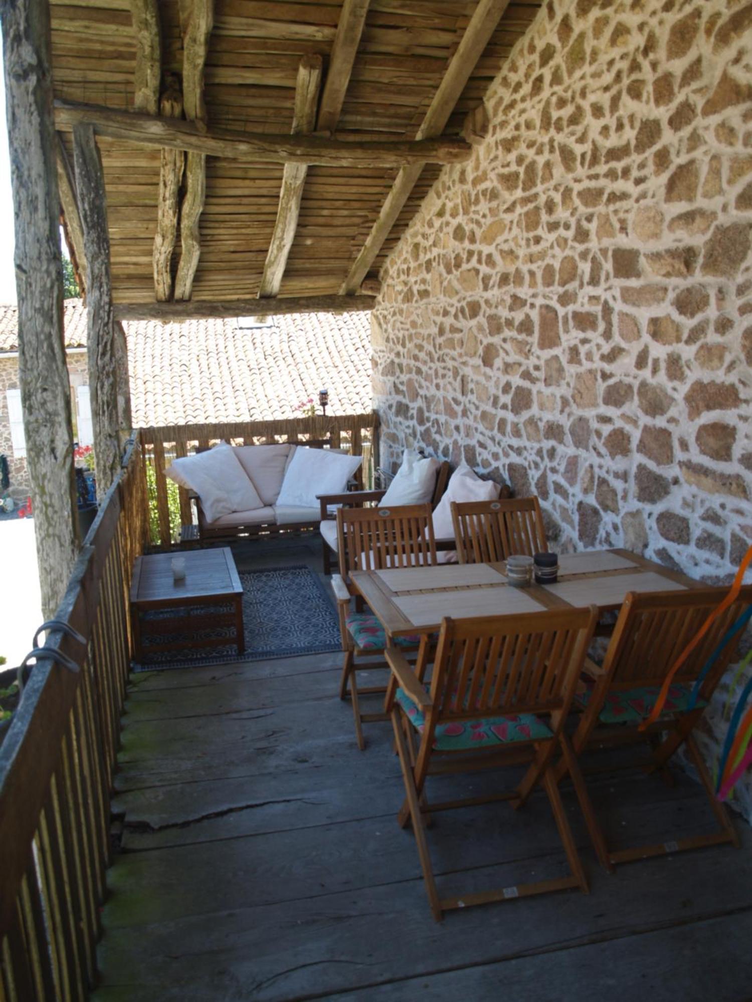 Tranquille Vienne Gites A Chirac Dept Charente מראה חיצוני תמונה