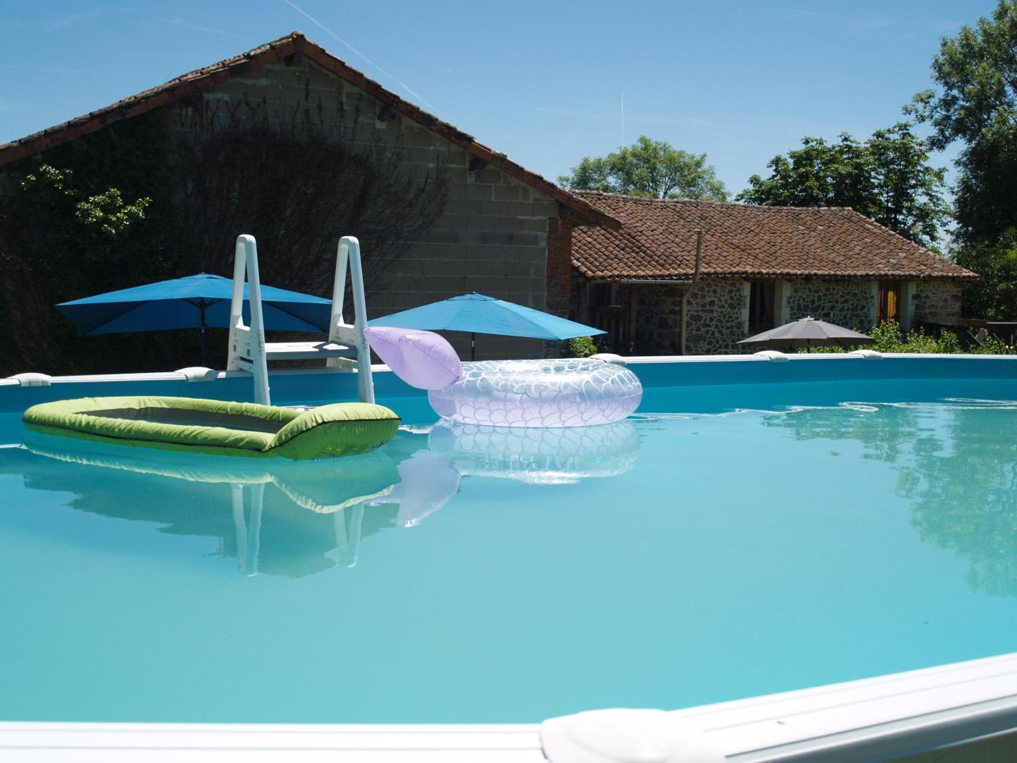 Tranquille Vienne Gites A Chirac Dept Charente מראה חיצוני תמונה