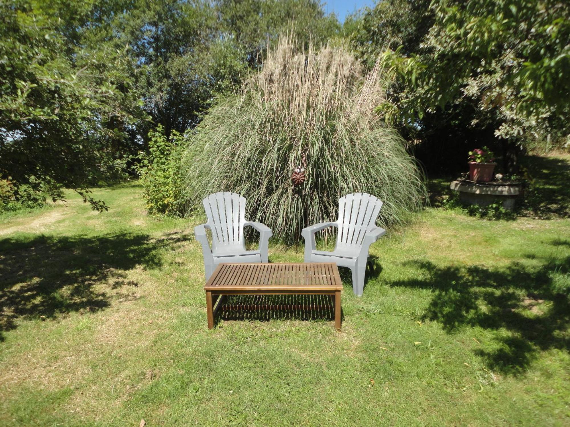 Tranquille Vienne Gites A Chirac Dept Charente מראה חיצוני תמונה
